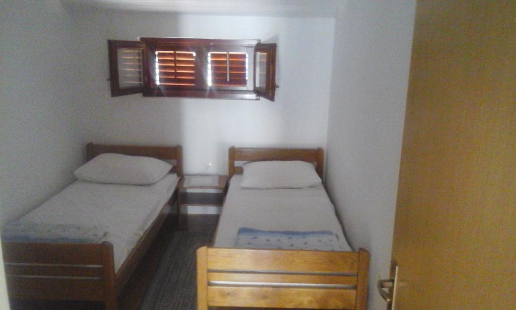 Apartment Rogic Biograd Na Moru Exterior photo